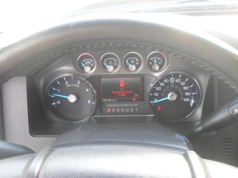 Ford F-250 HD Crew Cab 4dr 152.2" WB 4WD 2013