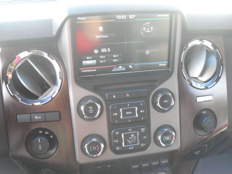 Ford F-250 HD Crew Cab 4dr 152.2" WB 4WD 2013