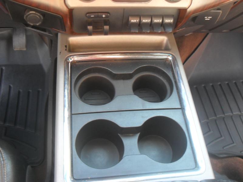 Ford F-250 HD Crew Cab 4dr 152.2" WB 4WD 2013