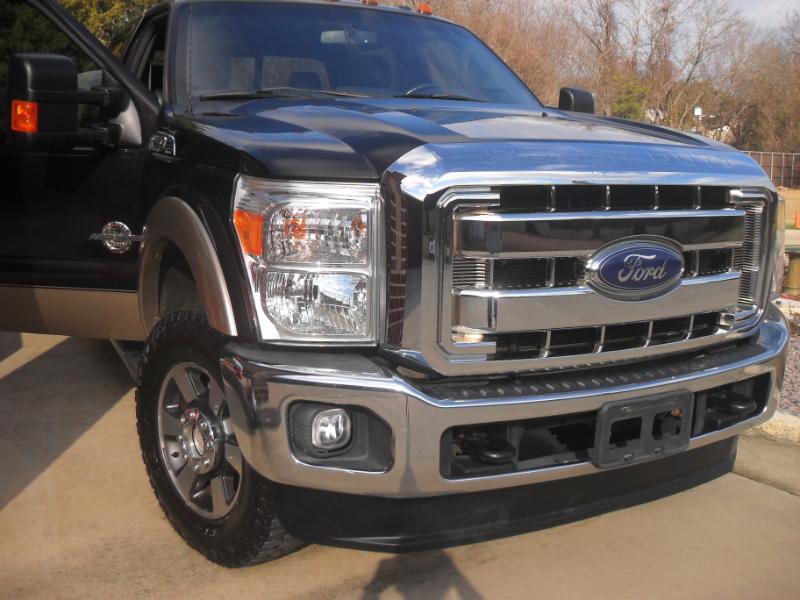 Ford F-250 HD Crew Cab 4dr 152.2" WB 4WD 2013