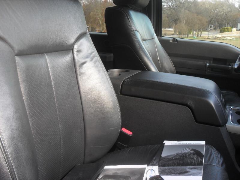 Ford F-250 HD Crew Cab 4dr 152.2" WB 4WD 2013