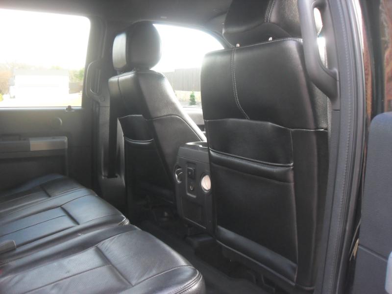 Ford F-250 HD Crew Cab 4dr 152.2" WB 4WD 2013