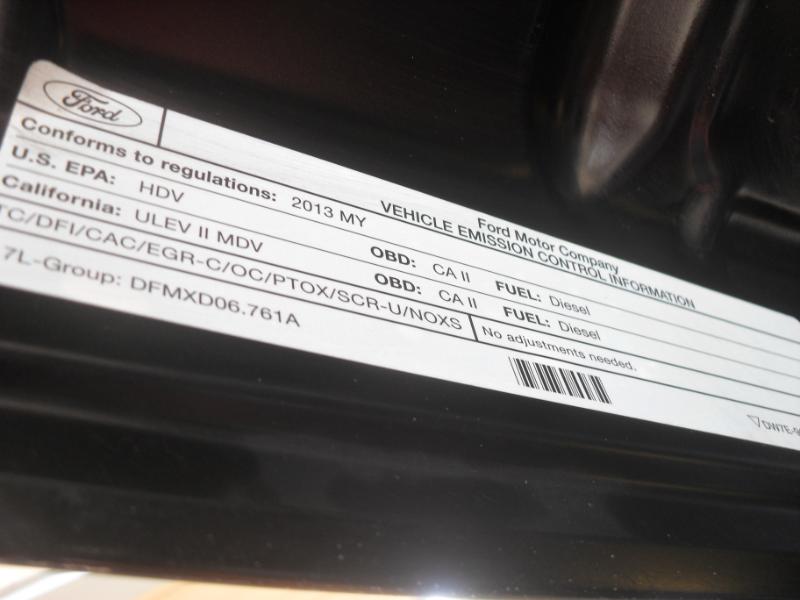 Ford F-250 HD Crew Cab 4dr 152.2" WB 4WD 2013