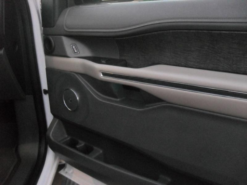 Ford Expedition Max Limited 4D SUV 4WD 2019