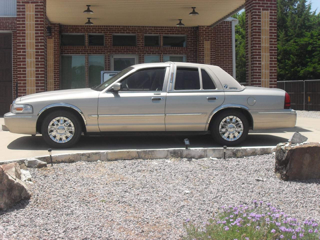 Mercury Grand Marquis GS 2006