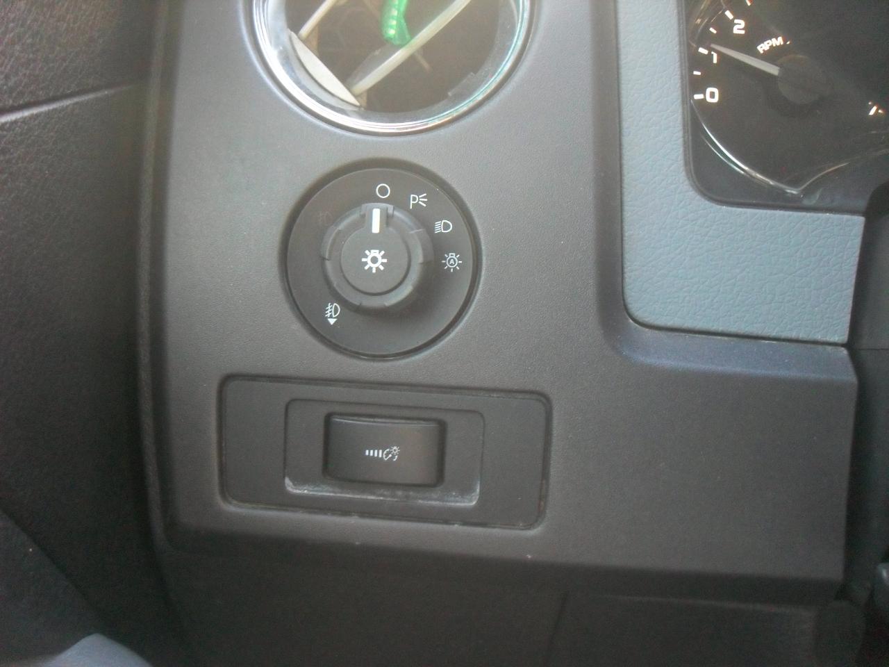 Ford F-150 XLT SuperCrew 6.5-ft. Bed 4WD 2012