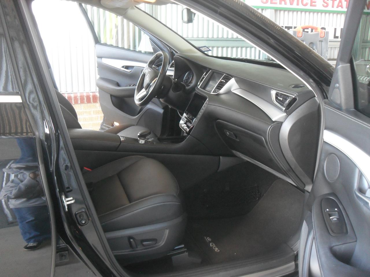 Infiniti QX50 LUXE 2021