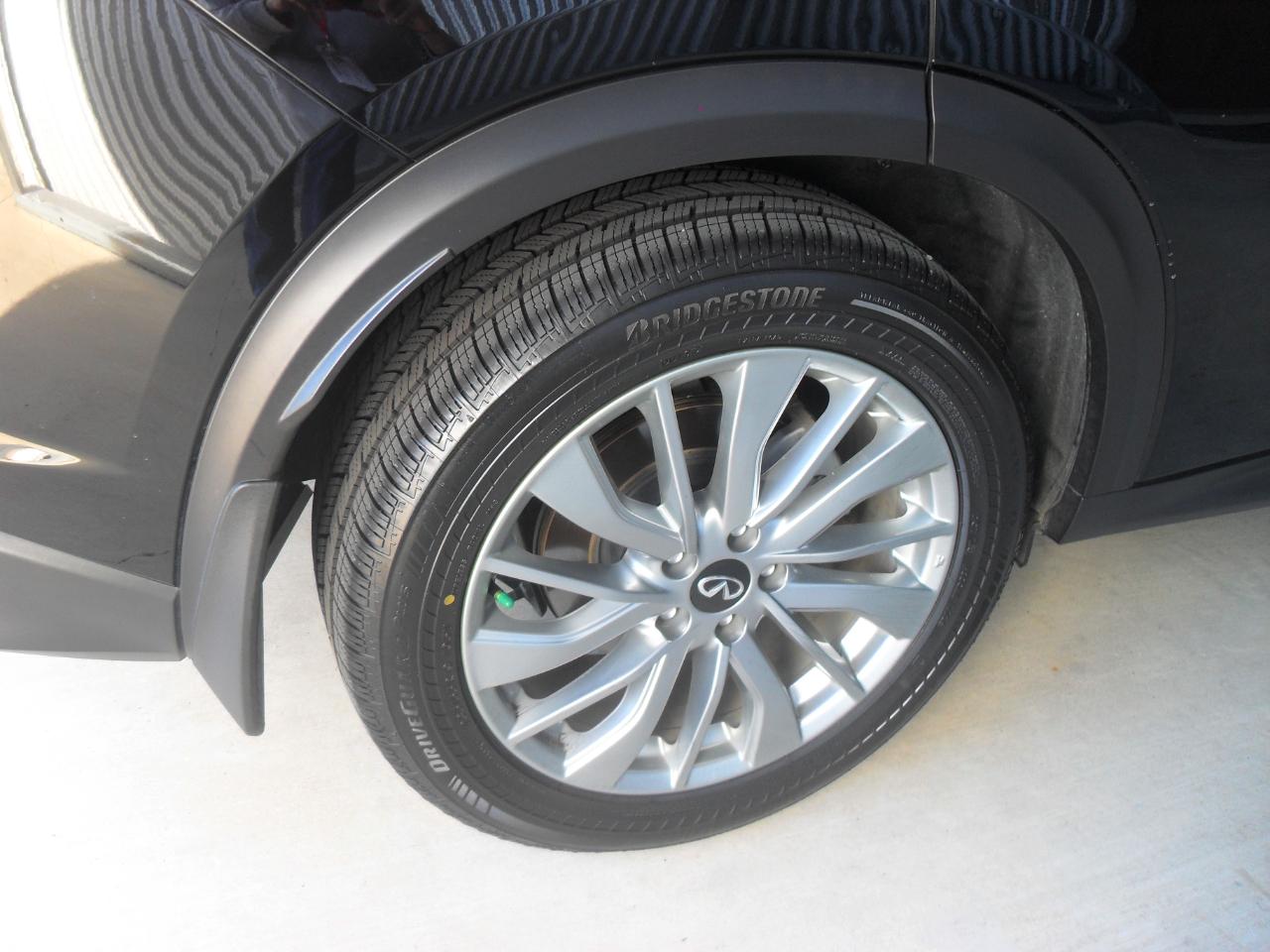 Infiniti QX50 LUXE 2021