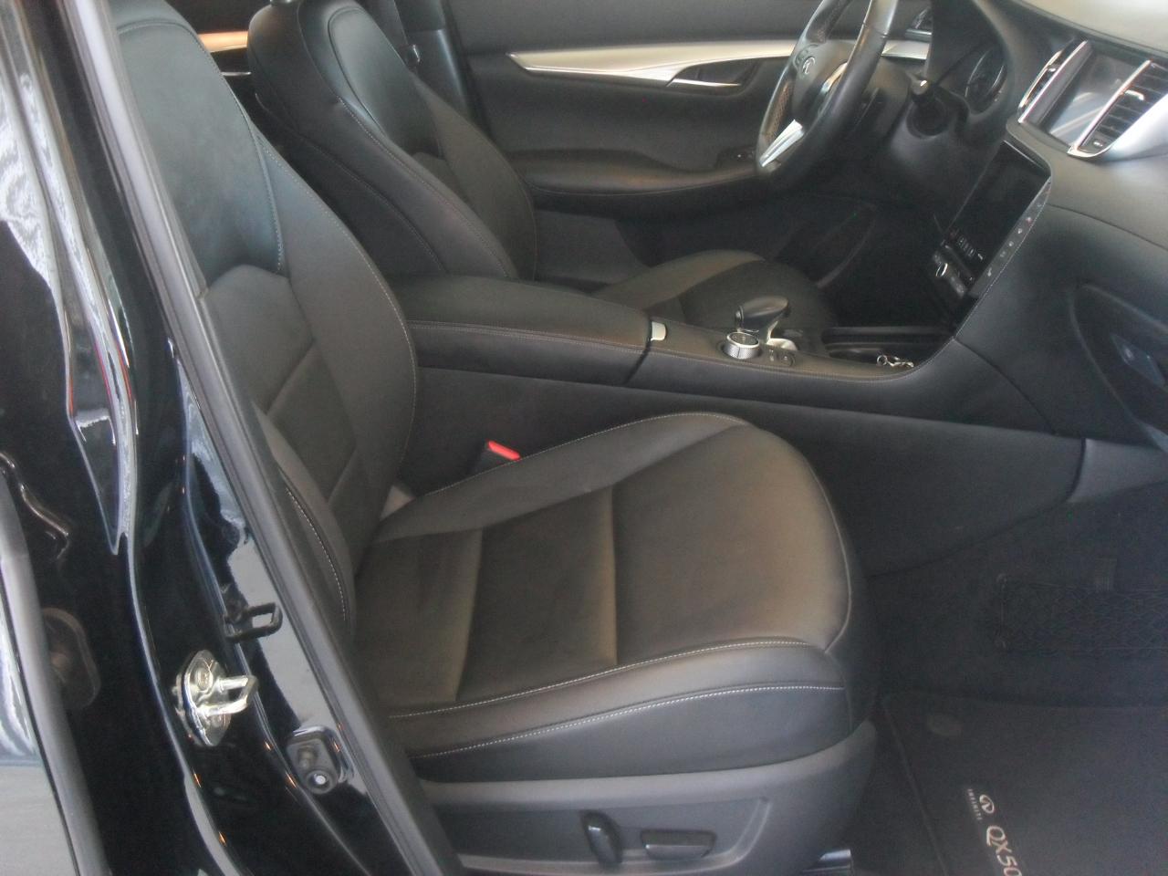 Infiniti QX50 LUXE 2021