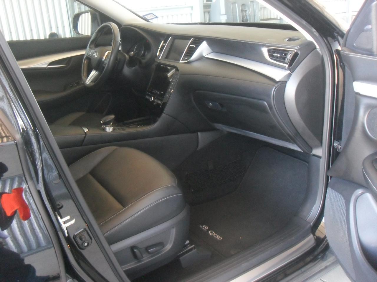 Infiniti QX50 LUXE 2021