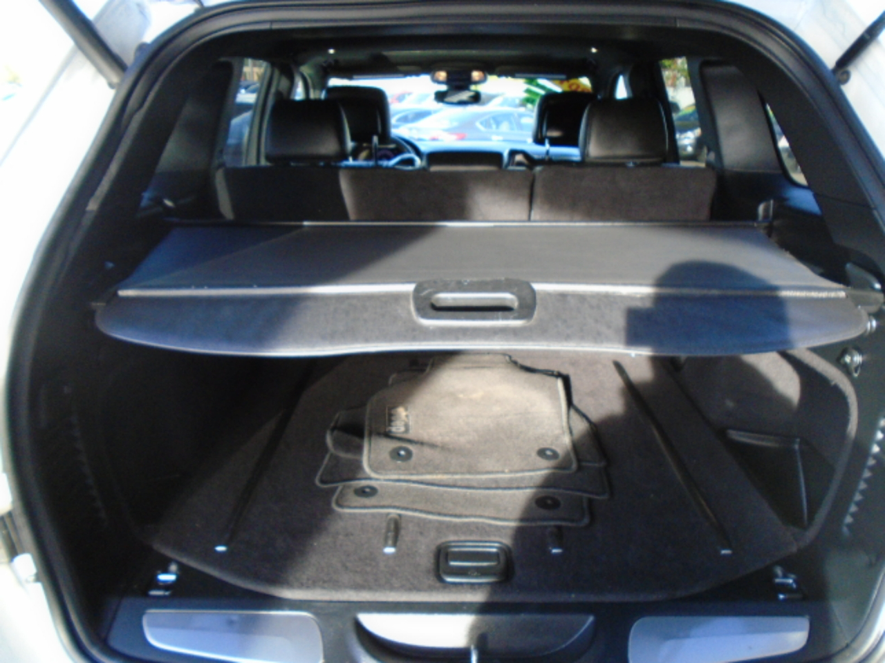 Jeep Grand Cherokee Limited 2WD 2017 Jeep Grand Cherokee Limited 2WD 2017