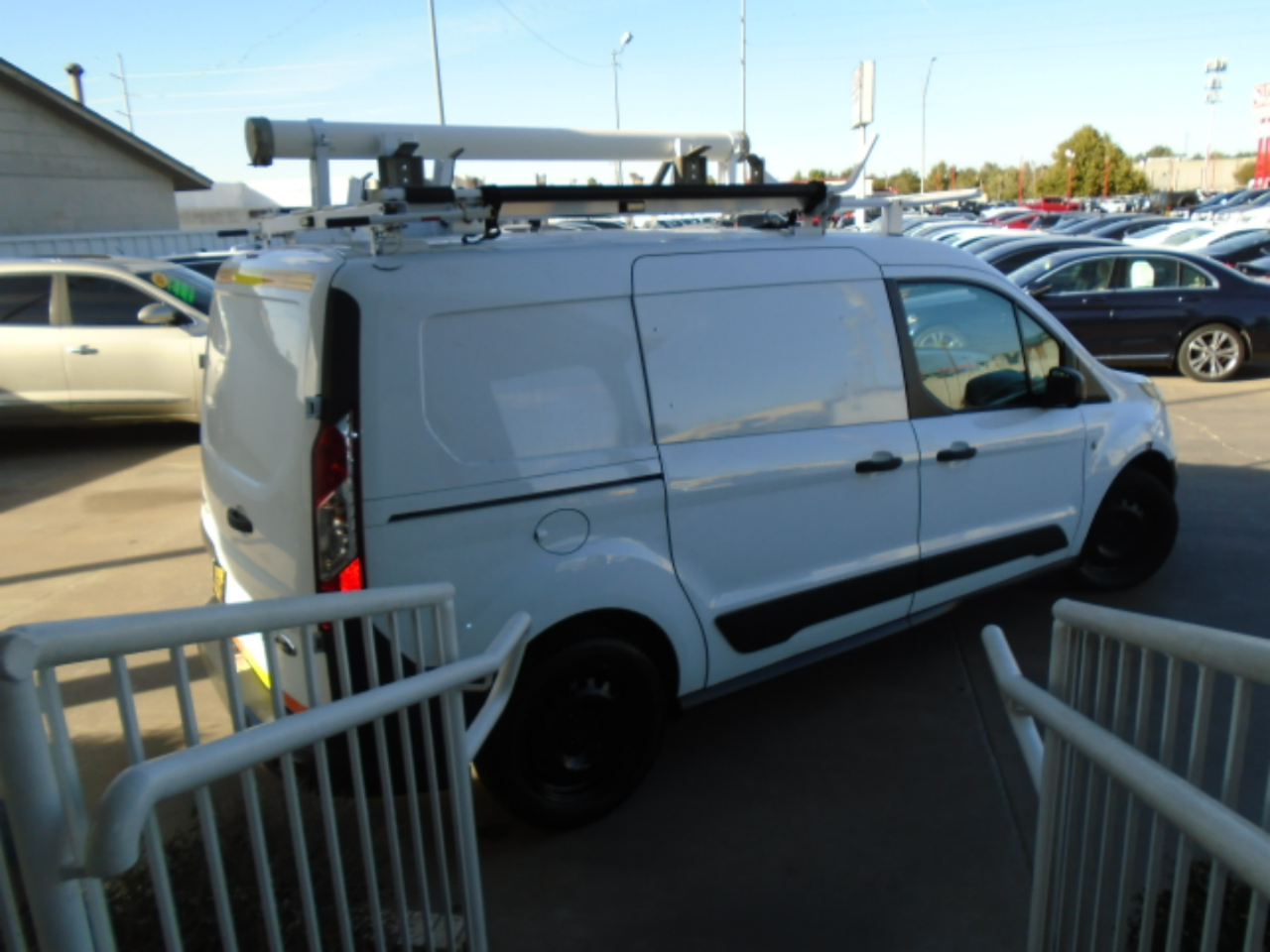 Ford Transit Connect Cargo Van XL LWB w/Rear 180 Degree Door 2016 Ford Transit Connect Cargo Van XL LWB w/Rear 180 Degree Door 2016