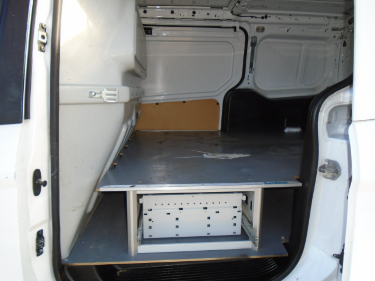 Ford Transit Connect Cargo Van XL LWB w/Rear 180 Degree Door 2016 Ford Transit Connect Cargo Van XL LWB w/Rear 180 Degree Door 2016
