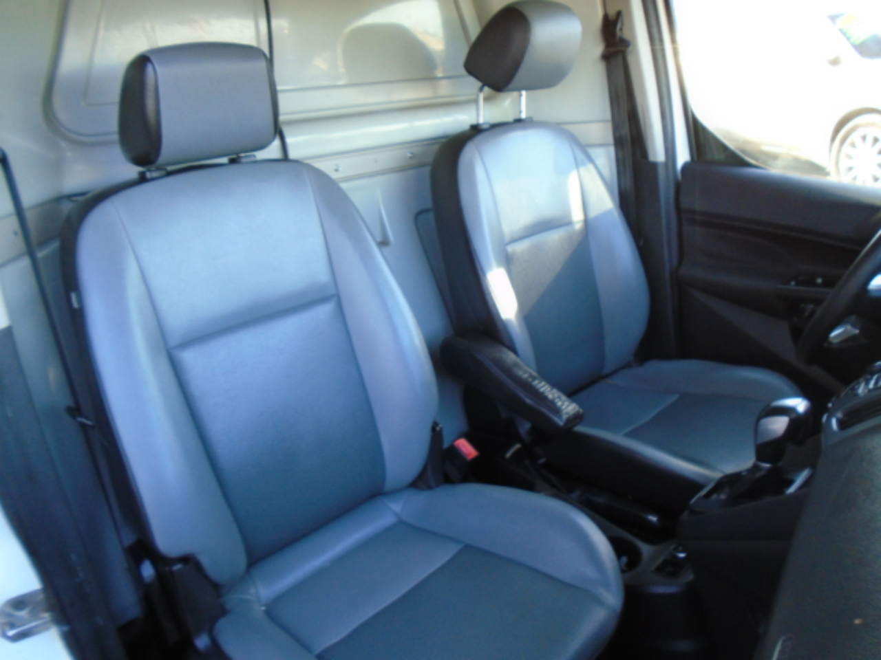 Ford Transit Connect Cargo Van XL LWB w/Rear 180 Degree Door 2016 Ford Transit Connect Cargo Van XL LWB w/Rear 180 Degree Door 2016