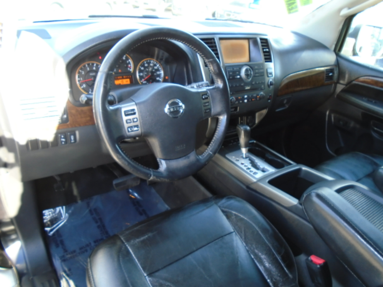 Nissan Armada SE 2WD 2010 Nissan Armada SE 2WD 2010