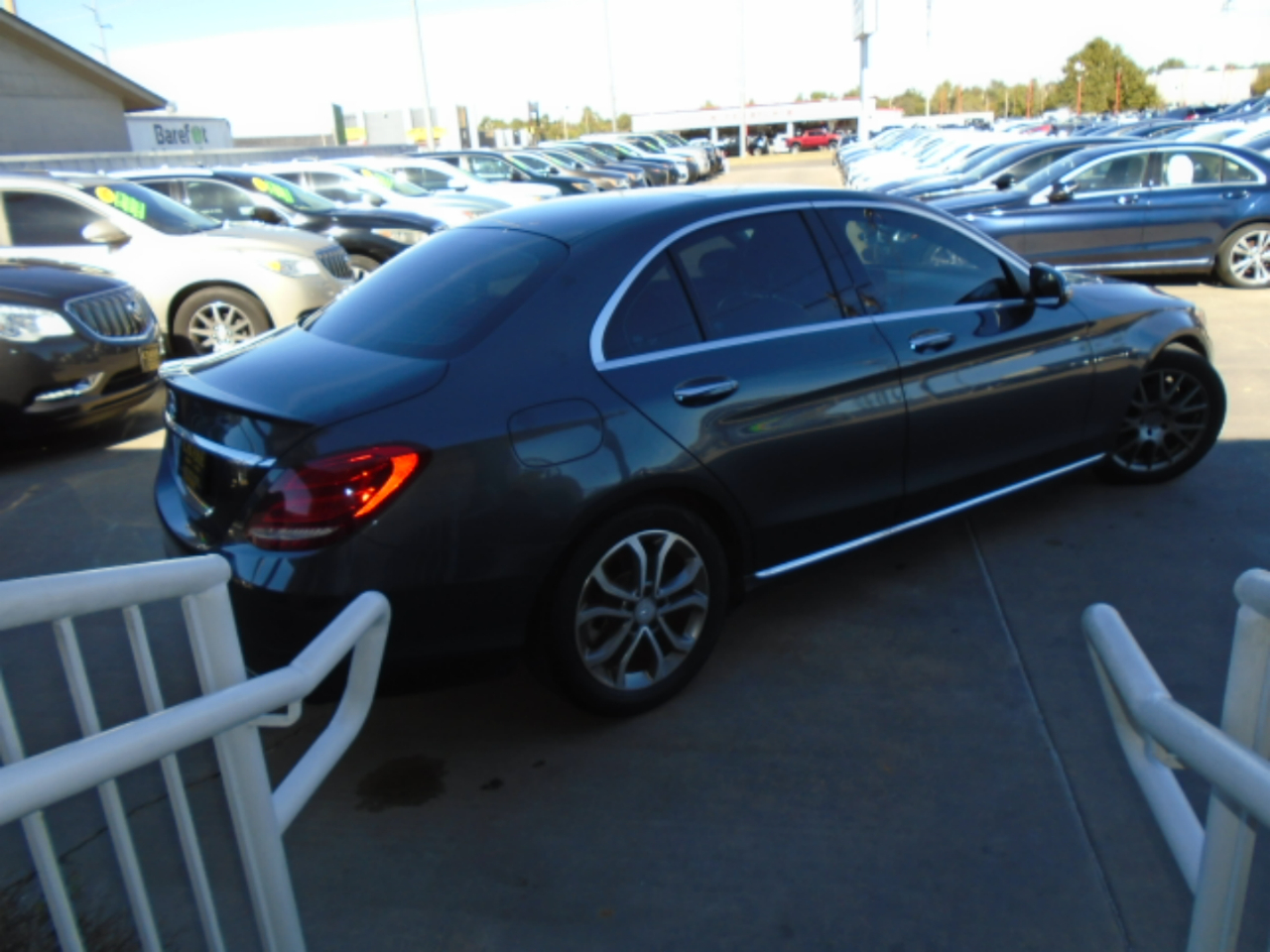 Mercedes-Benz C-Class C300 Sedan 2016 Mercedes-Benz C-Class C300 Sedan 2016