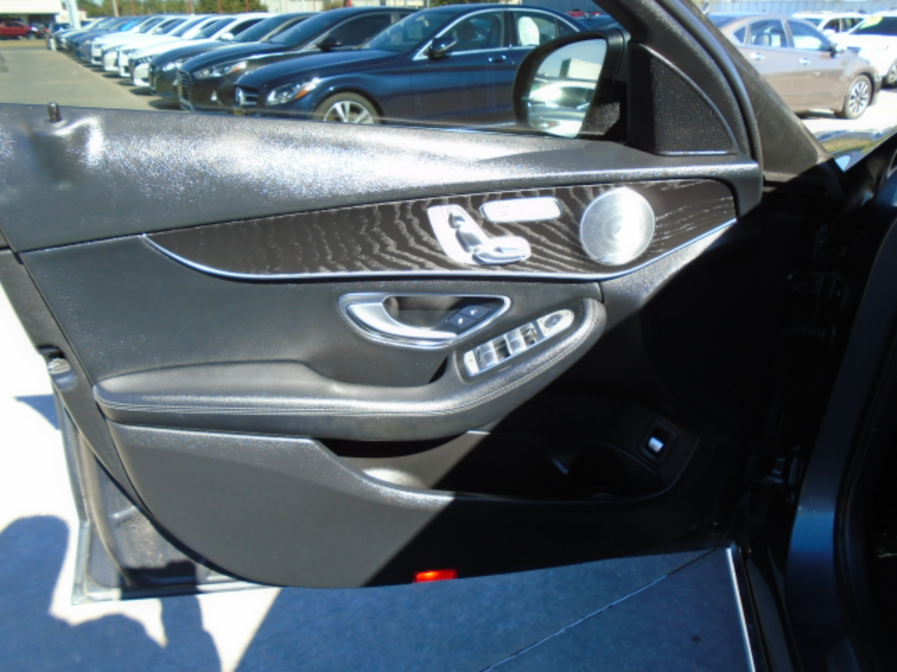 Mercedes-Benz C-Class C300 Sedan 2016 Mercedes-Benz C-Class C300 Sedan 2016