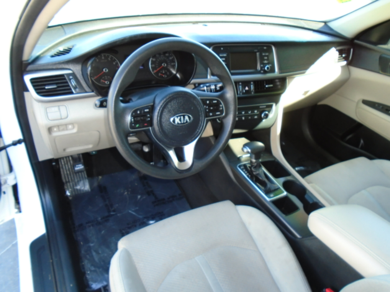 Kia Optima LX 2017 Kia Optima LX 2017