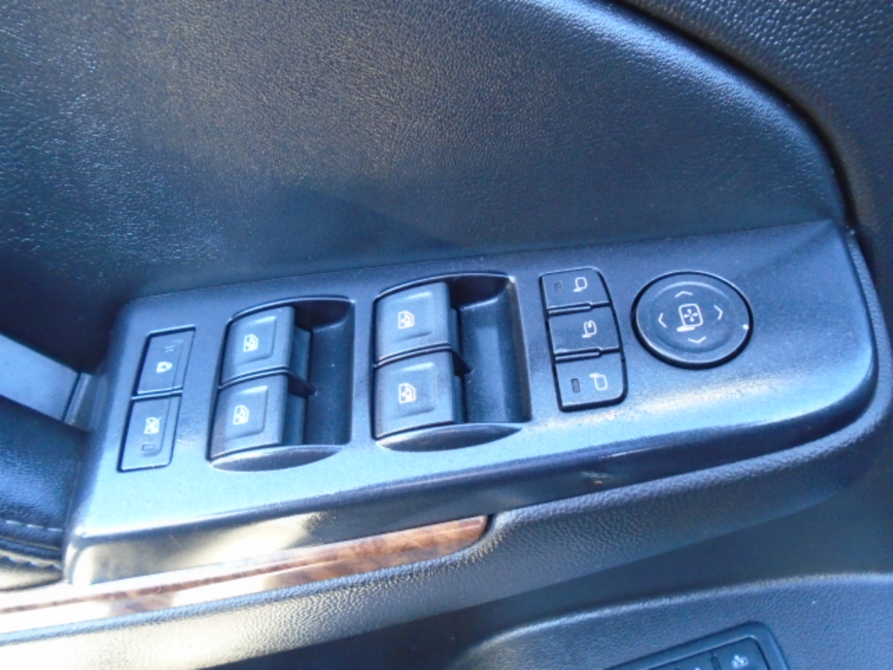 Chevrolet Tahoe LTZ 4WD 2015