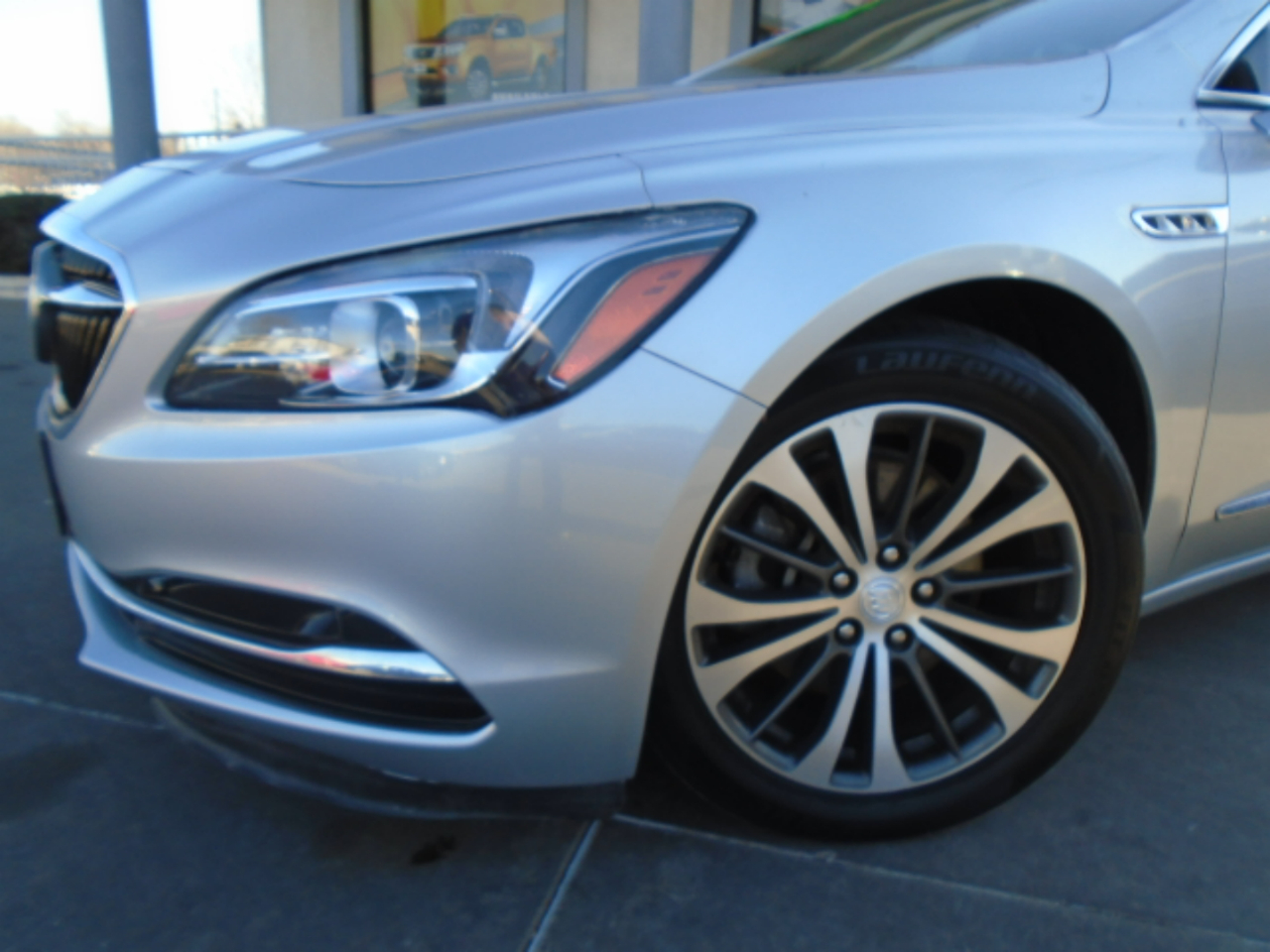 Buick LaCrosse Essence 2017