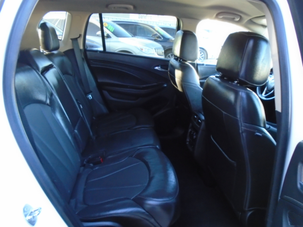 Buick Envision Essense 2017