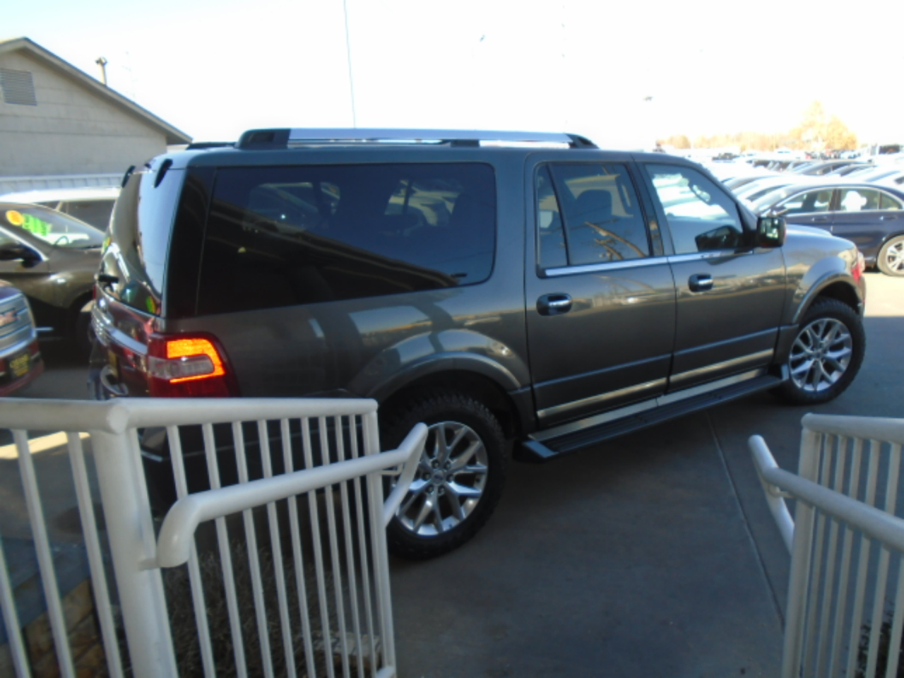 Ford Expedition EL Limited 2WD 2017