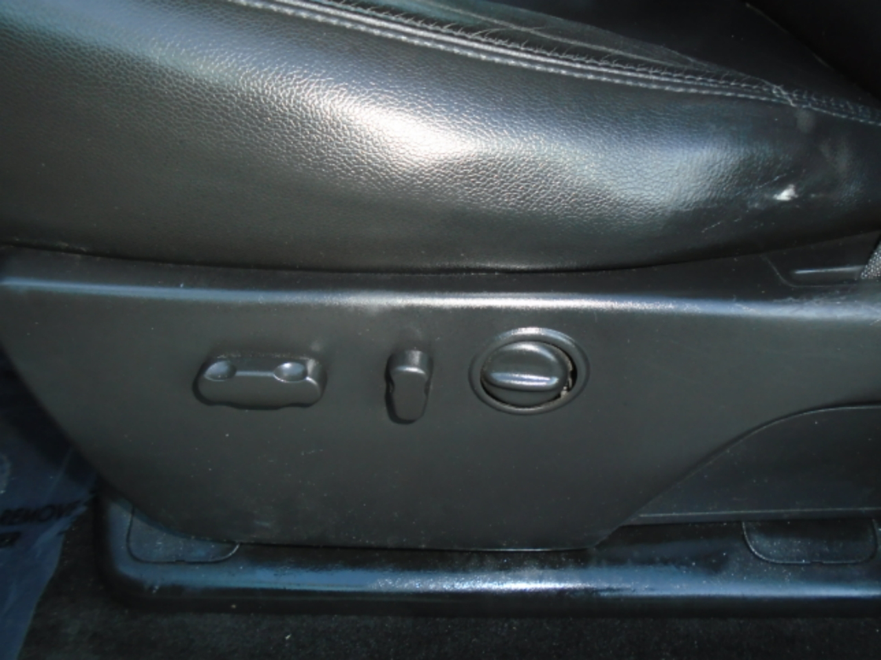 Chevrolet Silverado 1500 LTZ Crew Cab 4WD 2012