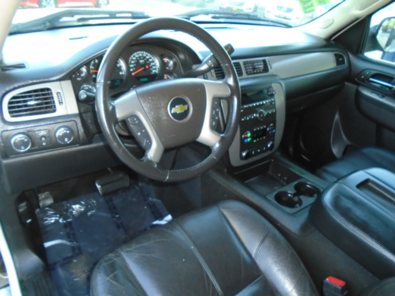 Chevrolet Silverado 1500 LTZ Crew Cab 4WD 2012