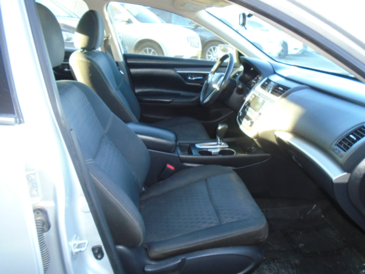 Nissan Altima 2.5 SV Sedan 2017