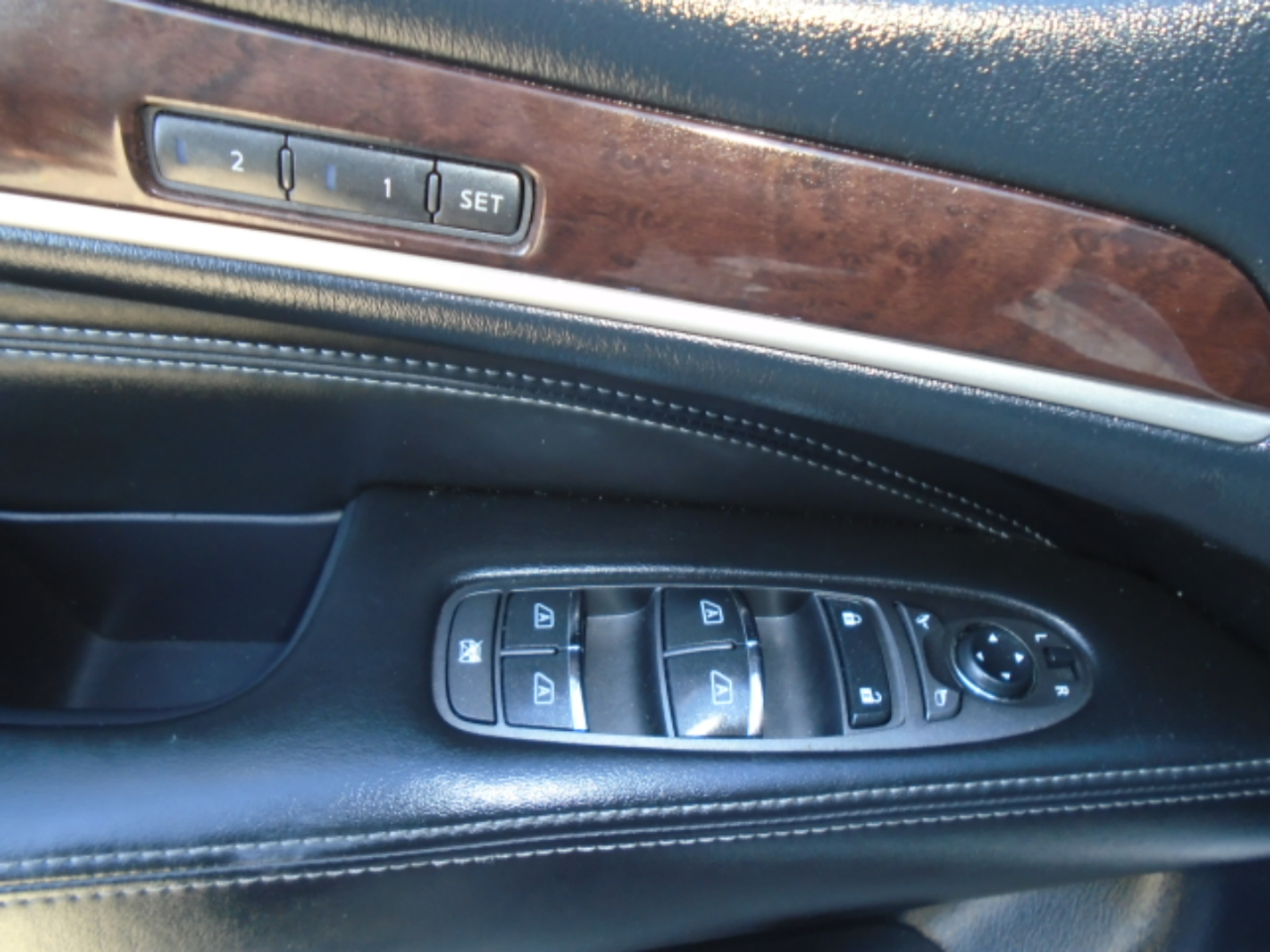 Infiniti QX60 LUXE AWD 2019