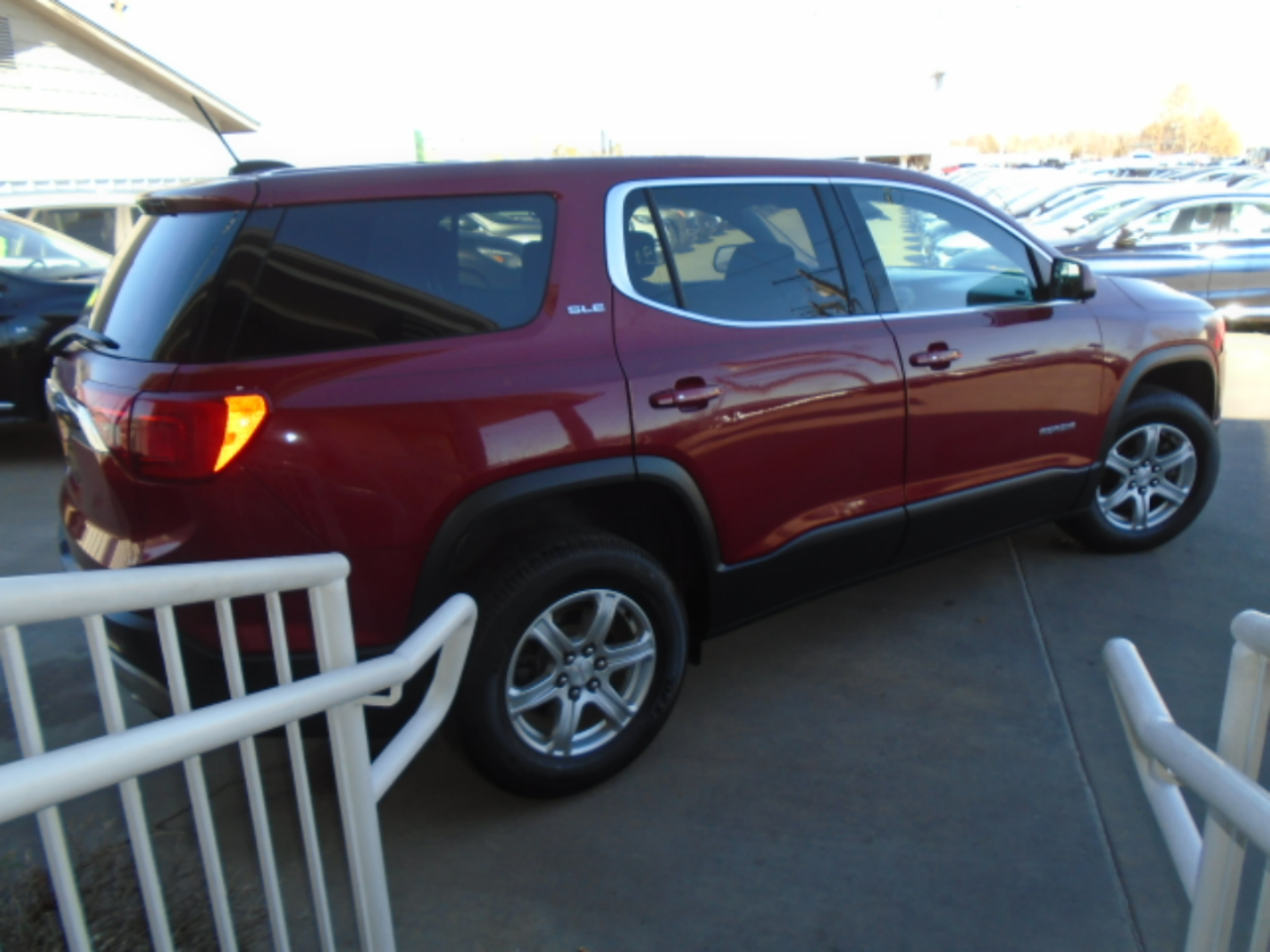 GMC Acadia SLE-1 FWD 2019