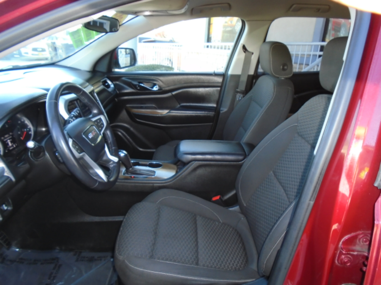 GMC Acadia SLE-1 FWD 2019