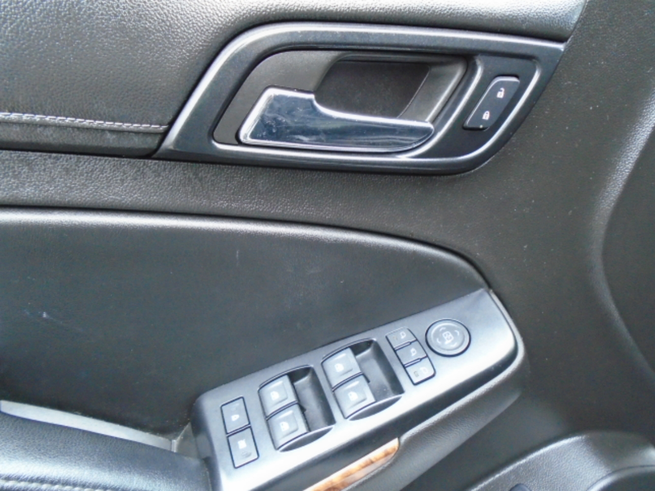 Chevrolet Tahoe LTZ 4WD 2015