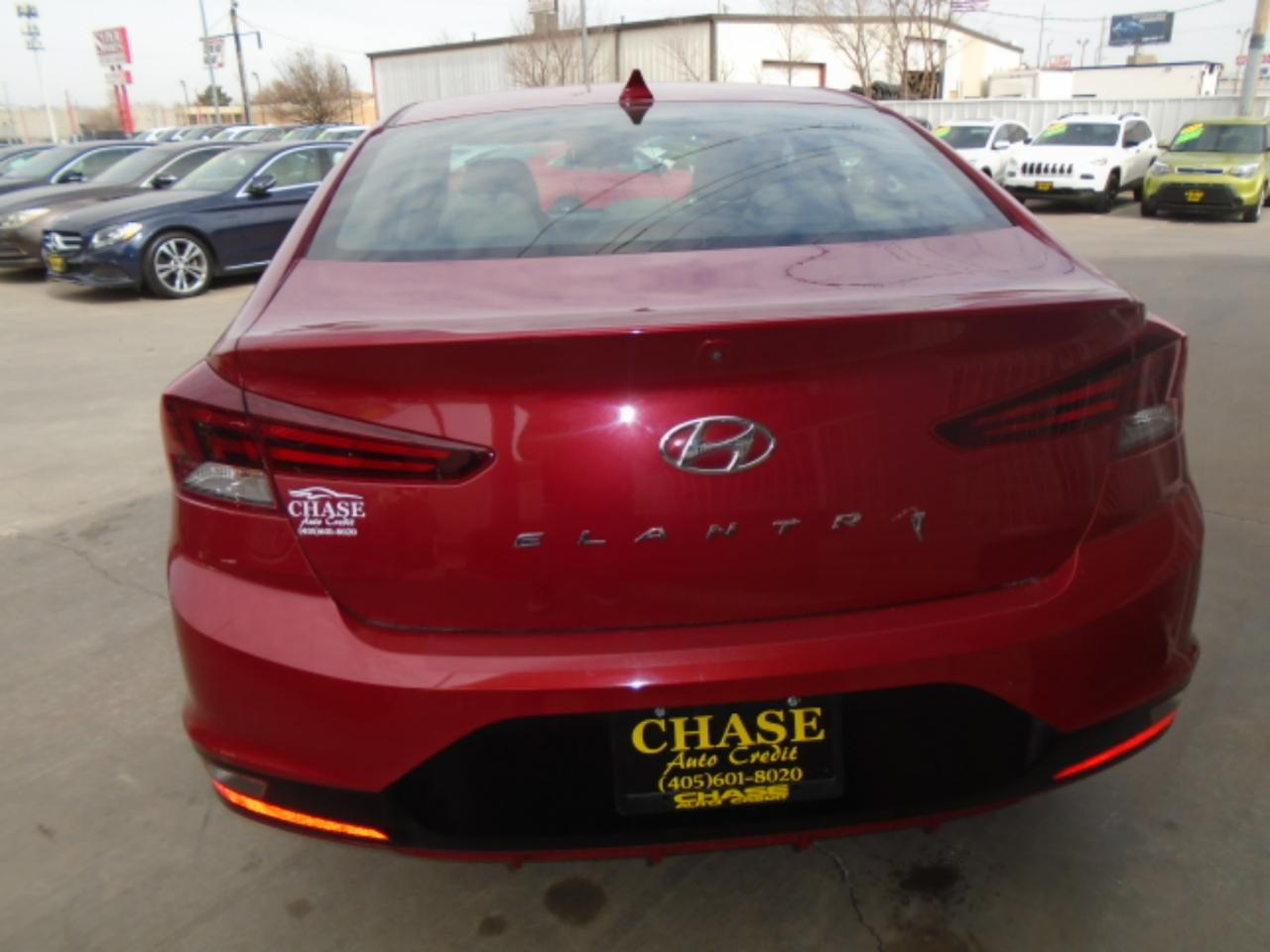 Hyundai Elantra Limited 2019