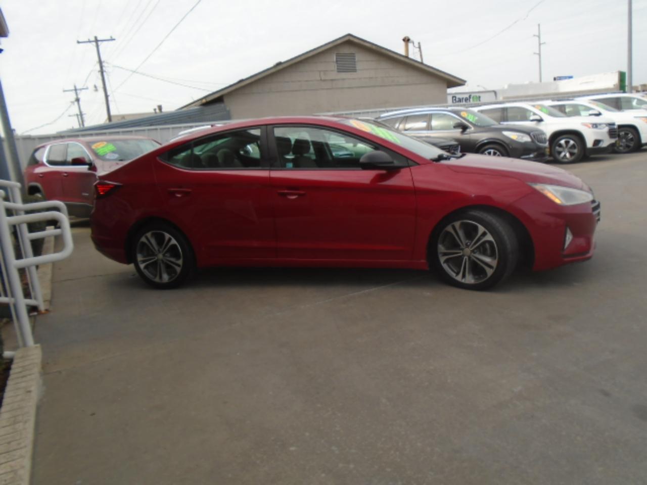 Hyundai Elantra Limited 2019