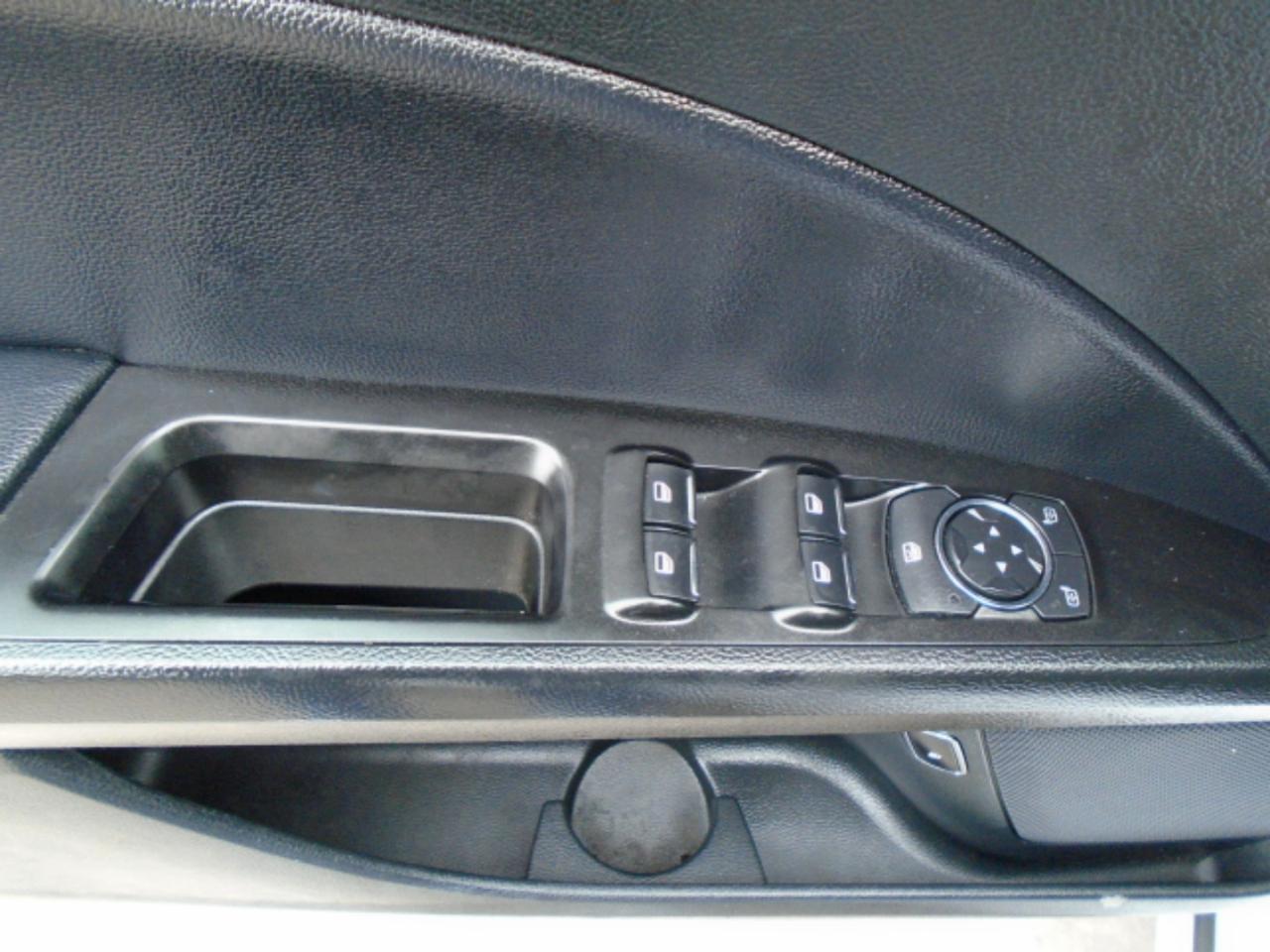 Ford Fusion Hybrid SE 2017