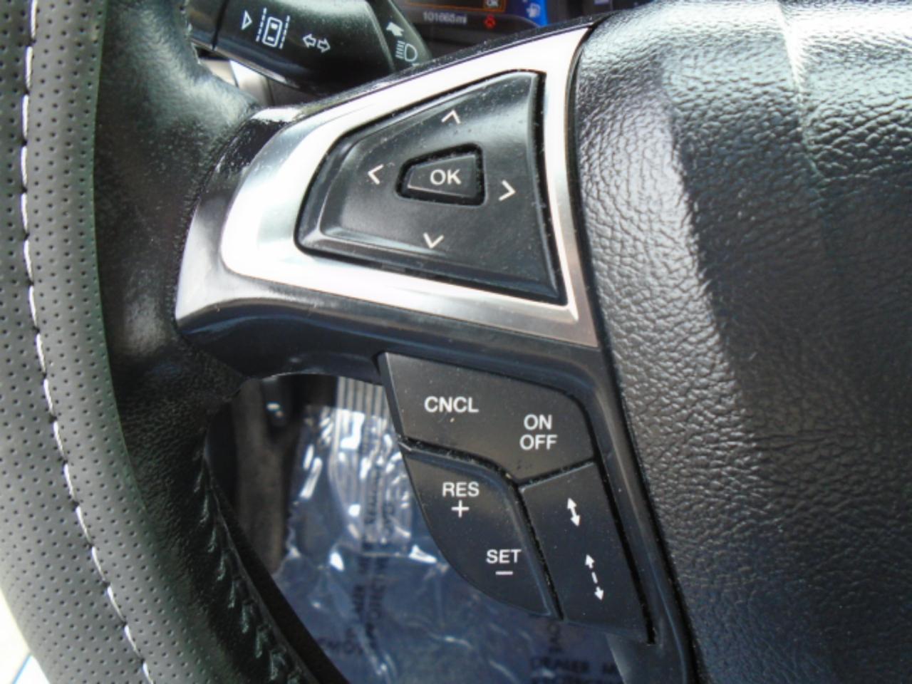 Ford Fusion Hybrid SE 2017