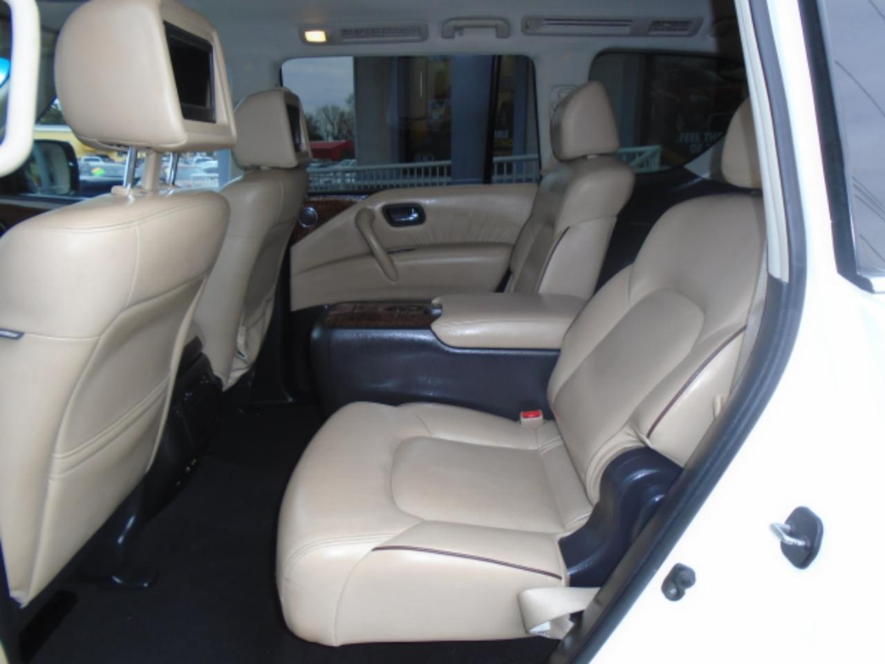 Nissan Armada Platinum 2WD 2017