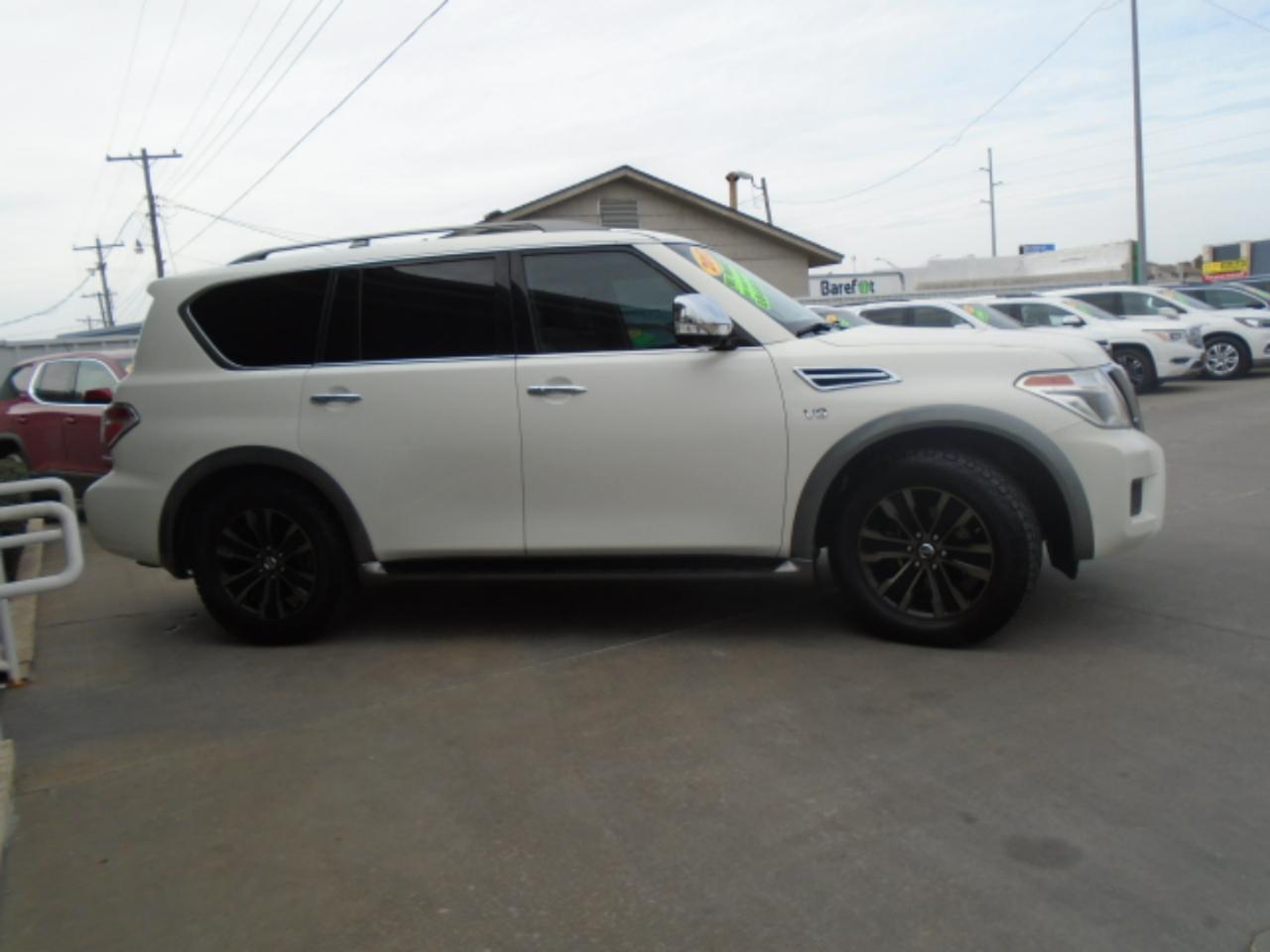 Nissan Armada Platinum 2WD 2017