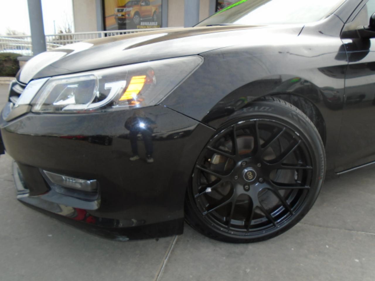 Honda Accord Sport Sedan 6-Spd MT 2015