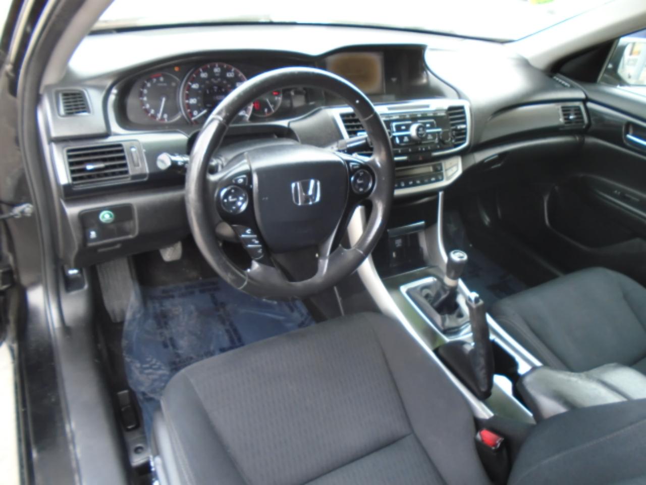 Honda Accord Sport Sedan 6-Spd MT 2015