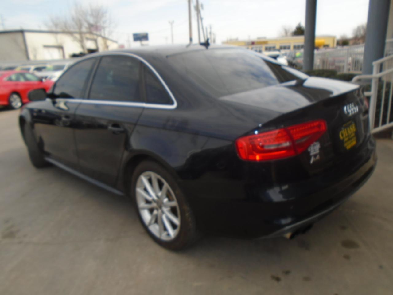 Audi A4 2.0 T Sedan FrontTrak Multitronic 2015