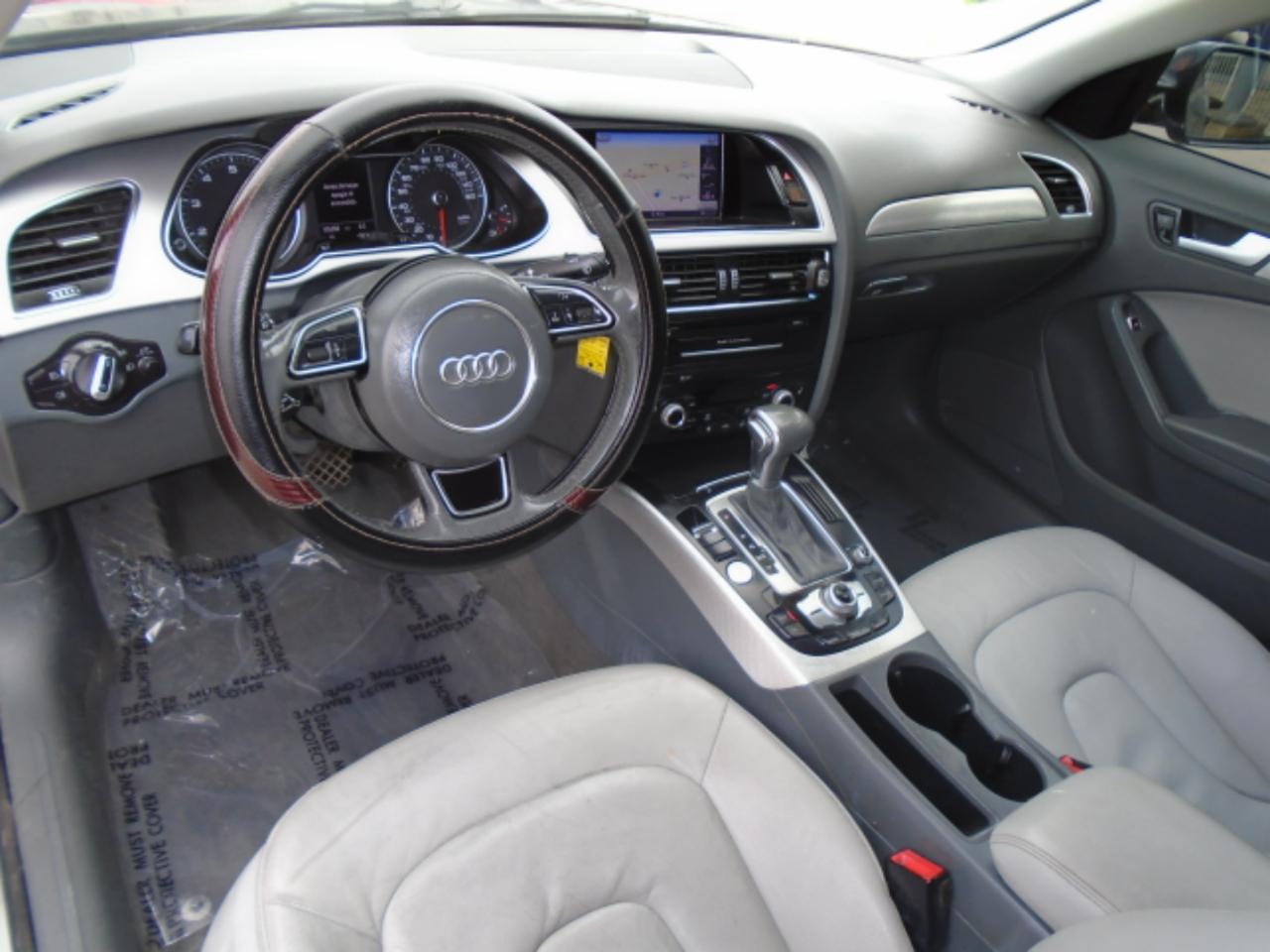 Audi A4 2.0 T Sedan FrontTrak Multitronic 2015