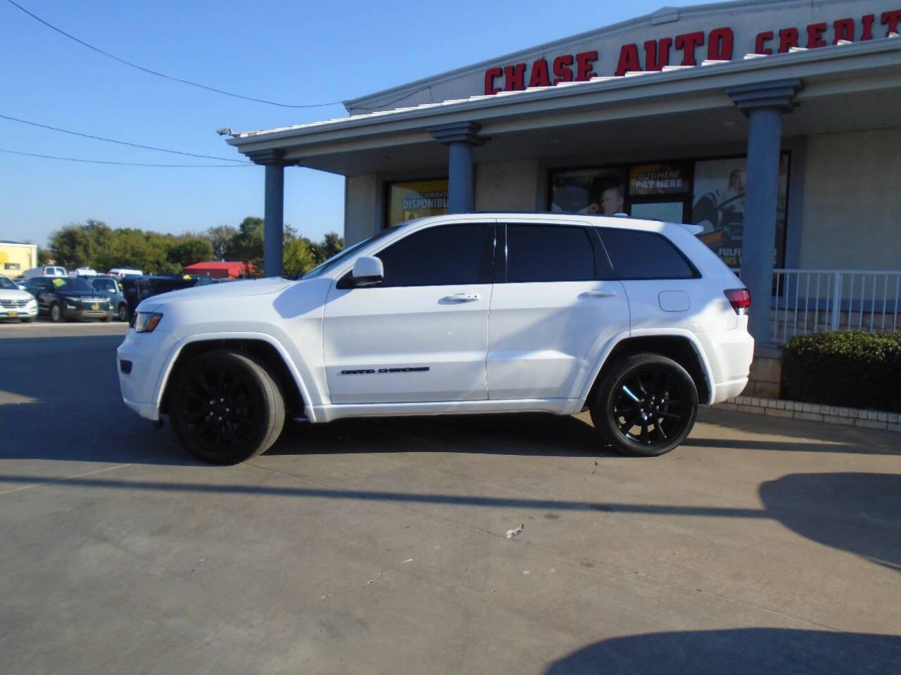 Jeep Grand Cherokee Laredo 4WD 2018