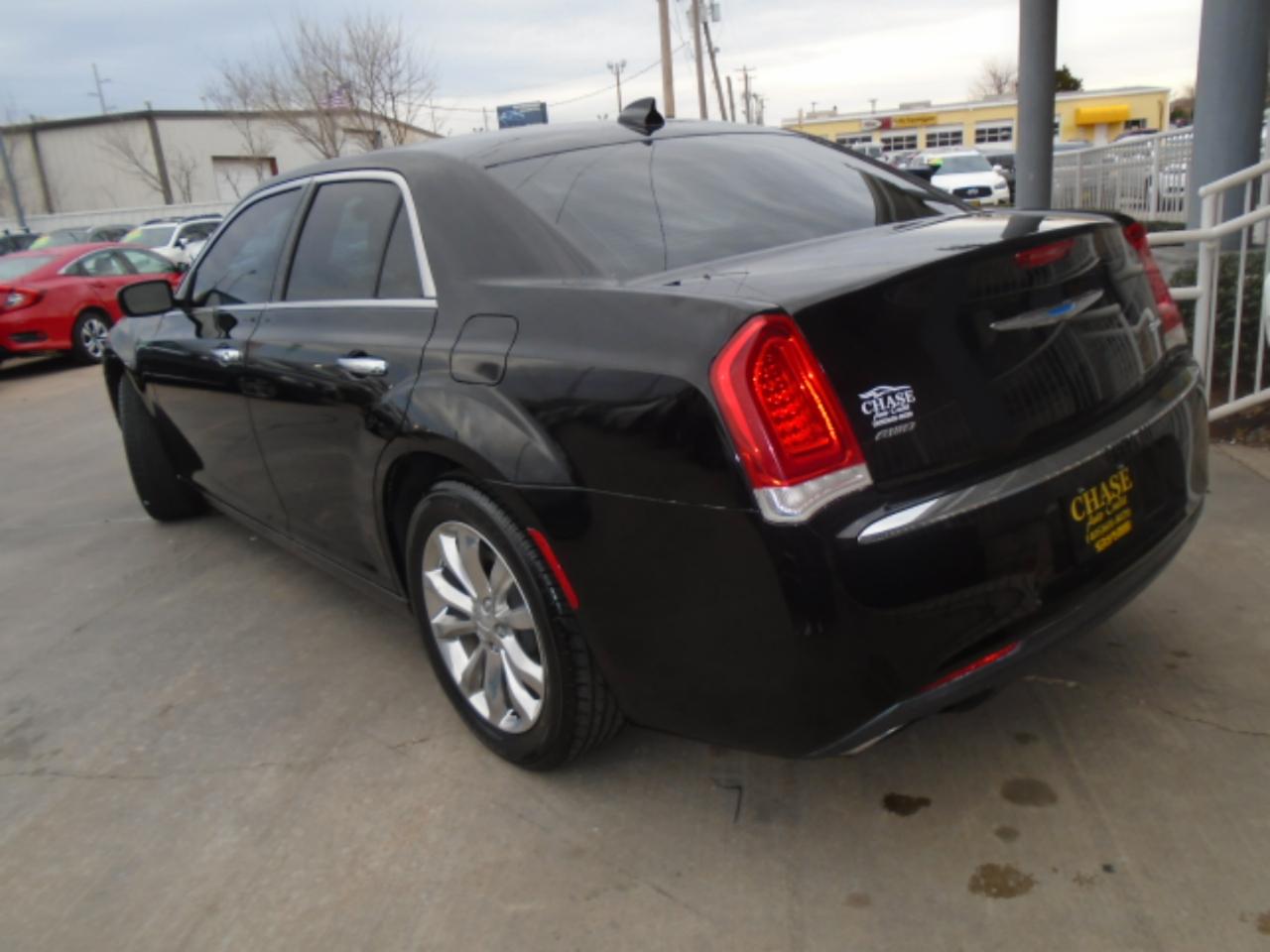 Chrysler 300 Limited AWD 2018