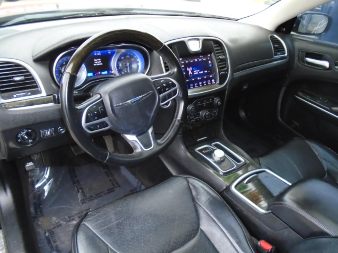 Chrysler 300 Limited AWD 2018