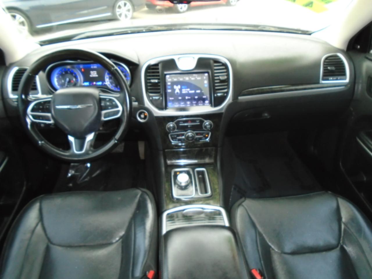 Chrysler 300 Limited AWD 2018