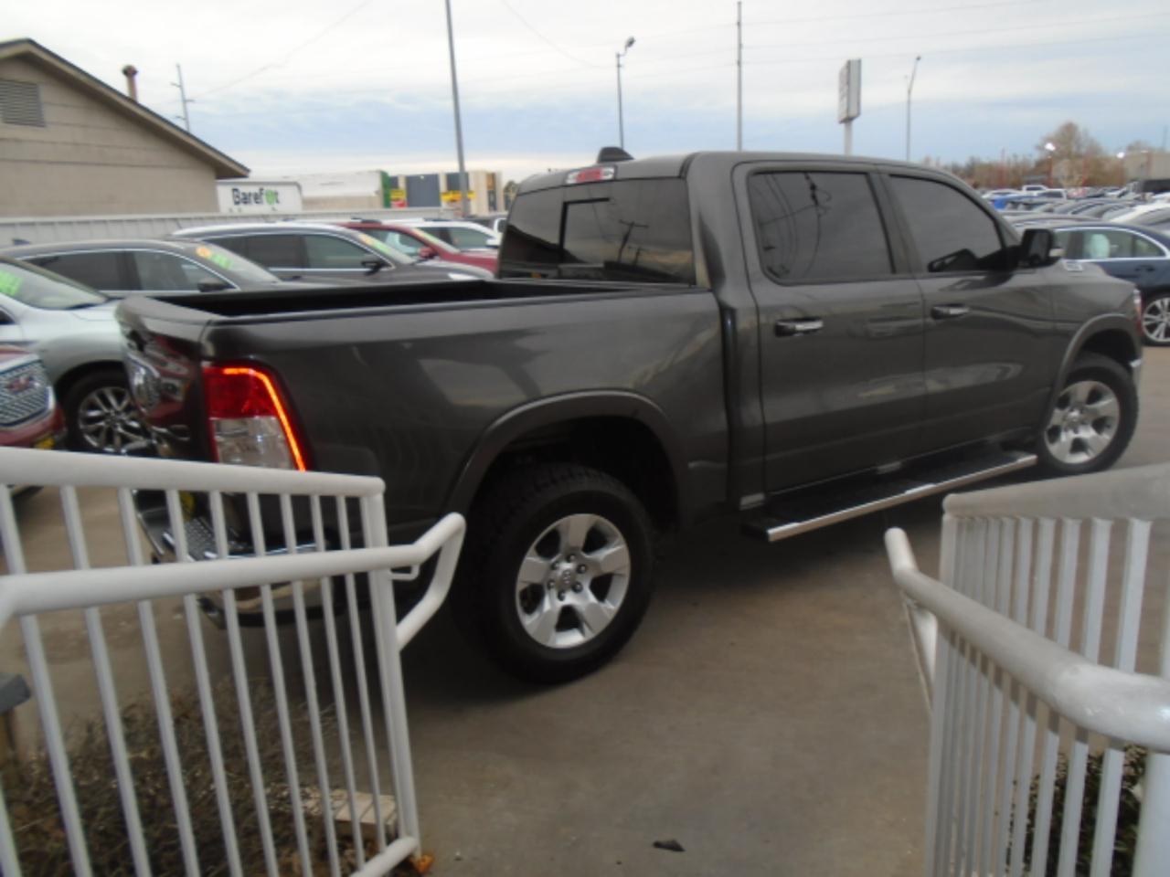 RAM 1500 Lone Star Crew Cab SB 2WD 2020