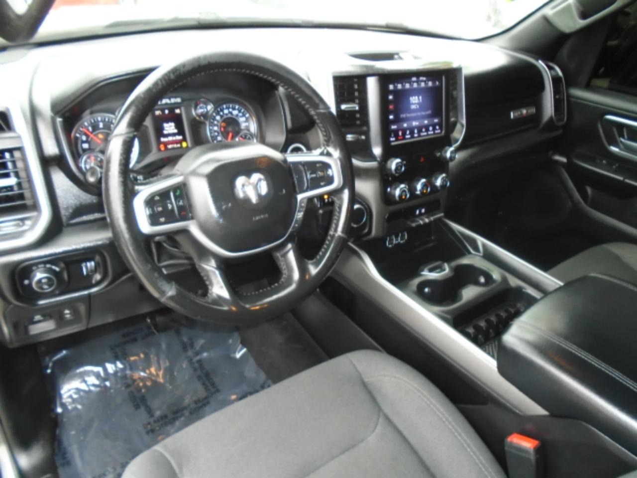 RAM 1500 Lone Star Crew Cab SB 2WD 2020