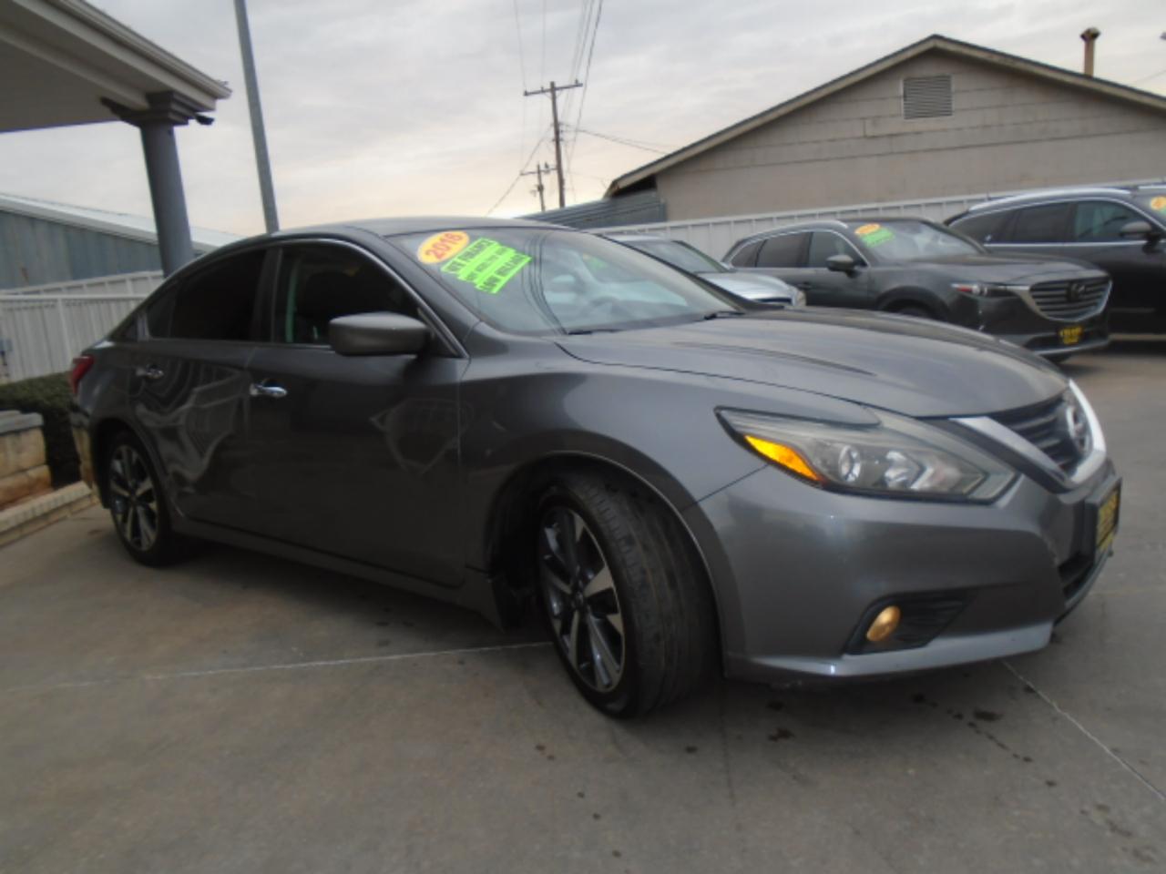Nissan Altima 2.5 SR 2016
